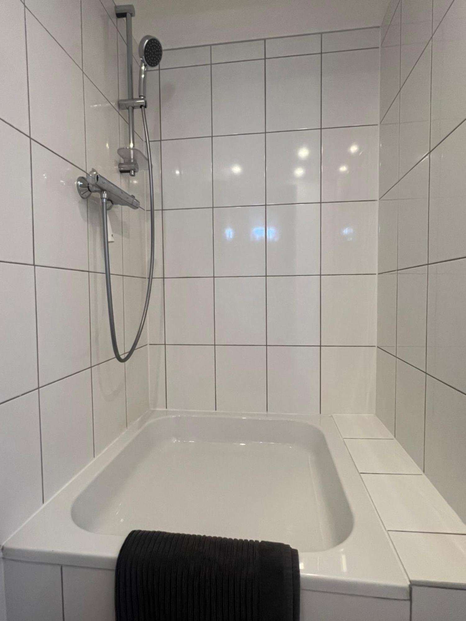 Modernes 3 In Mit Einfachem 24h Self-check-in Apartment
